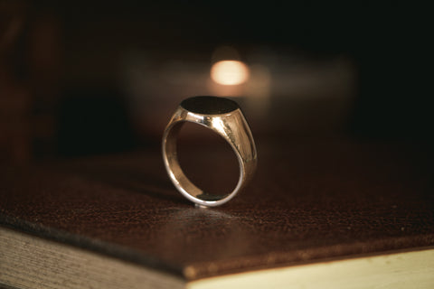 Round Signet Ring